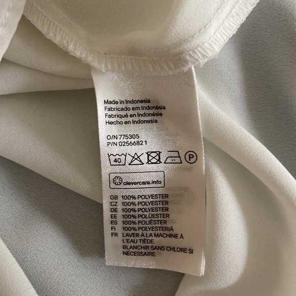 H&M White Tank Size 4 - Picture 4 of 4